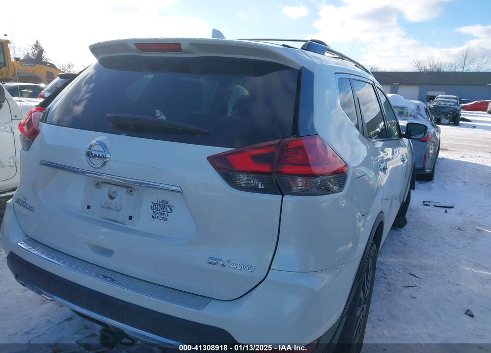 2017 NISSAN ROGUE SV VIN: 5N1AT2MV0HC805242