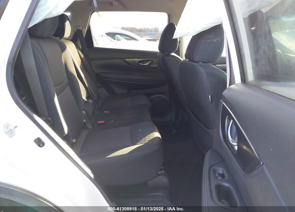 2017 NISSAN ROGUE SV VIN: 5N1AT2MV0HC805242