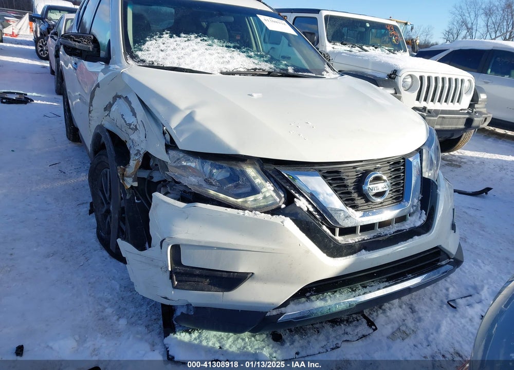 2017 NISSAN ROGUE SV VIN: 5N1AT2MV0HC805242