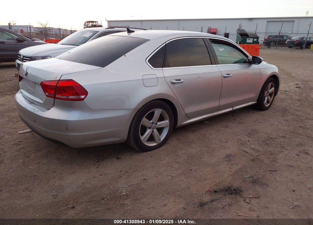 2012 VOLKSWAGEN PASSAT 2.5L SE VIN: 1VWBP7A39CC021757