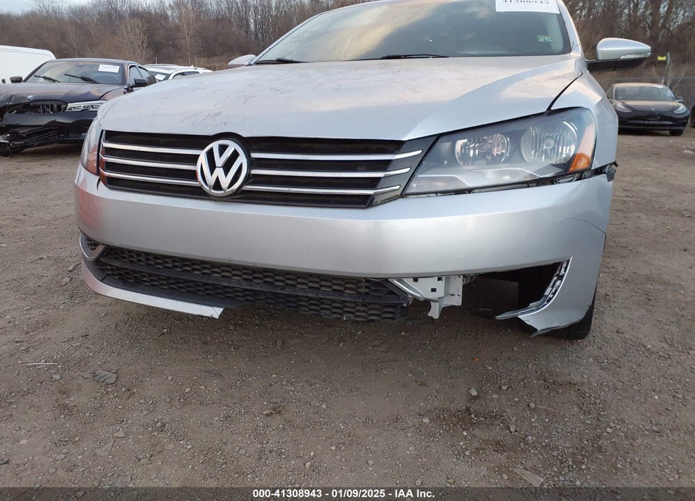 2012 VOLKSWAGEN PASSAT 2.5L SE VIN: 1VWBP7A39CC021757