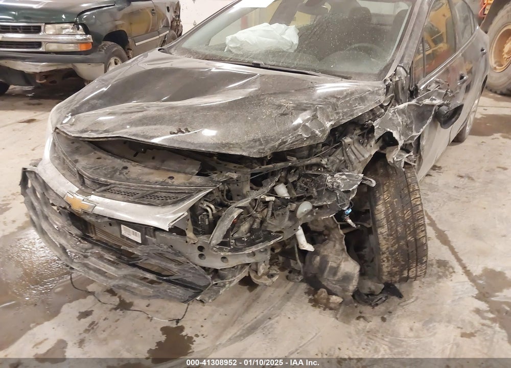 2019 CHEVROLET CRUZE LS VIN: 1G1BC5SM0K7144132