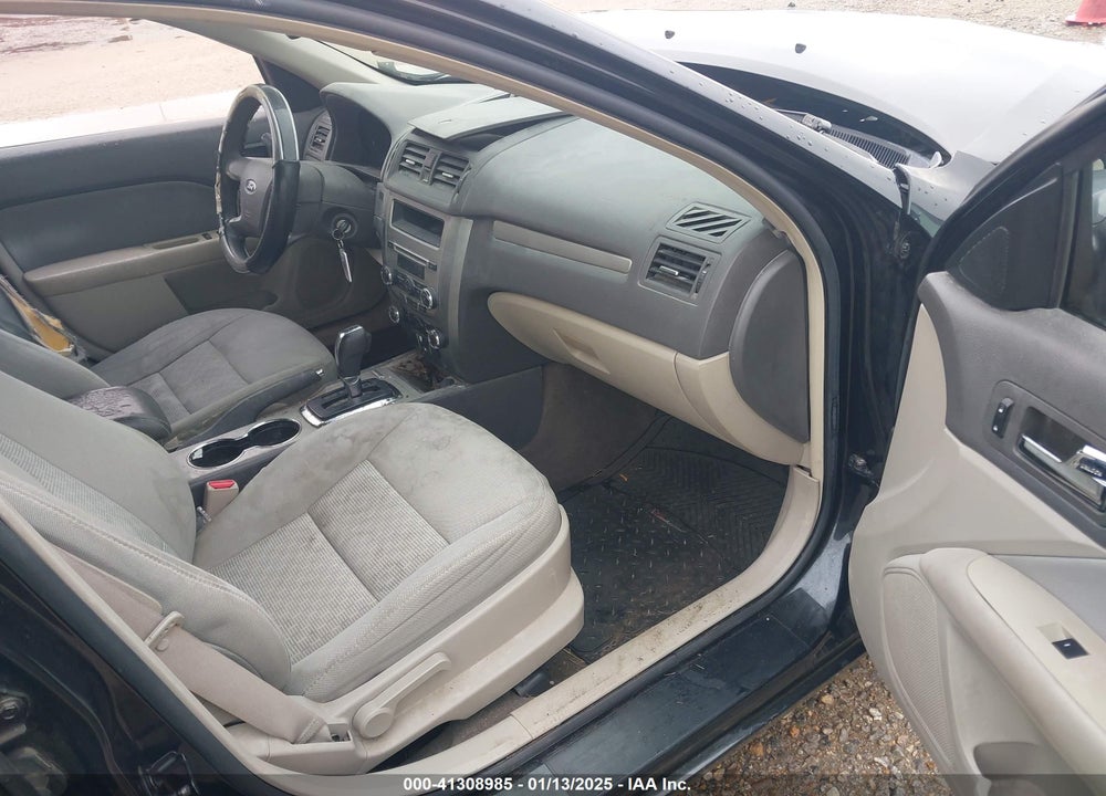 2010 FORD FUSION VIN: 3FAHP0HA5AR303892