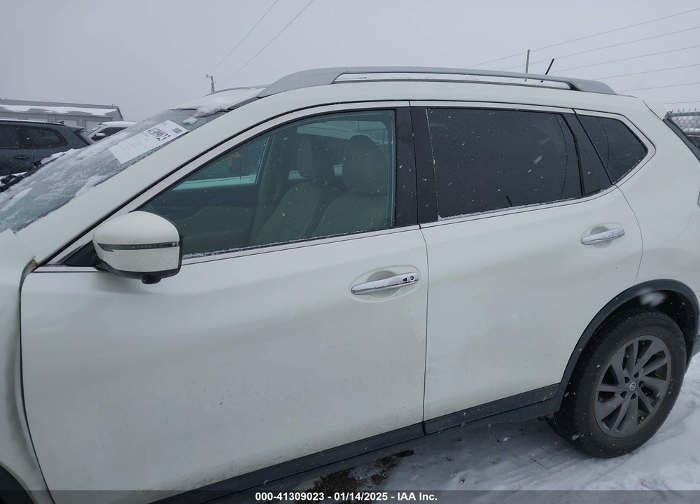 2016 NISSAN ROGUE SL VIN: 5N1AT2MV0GC733232