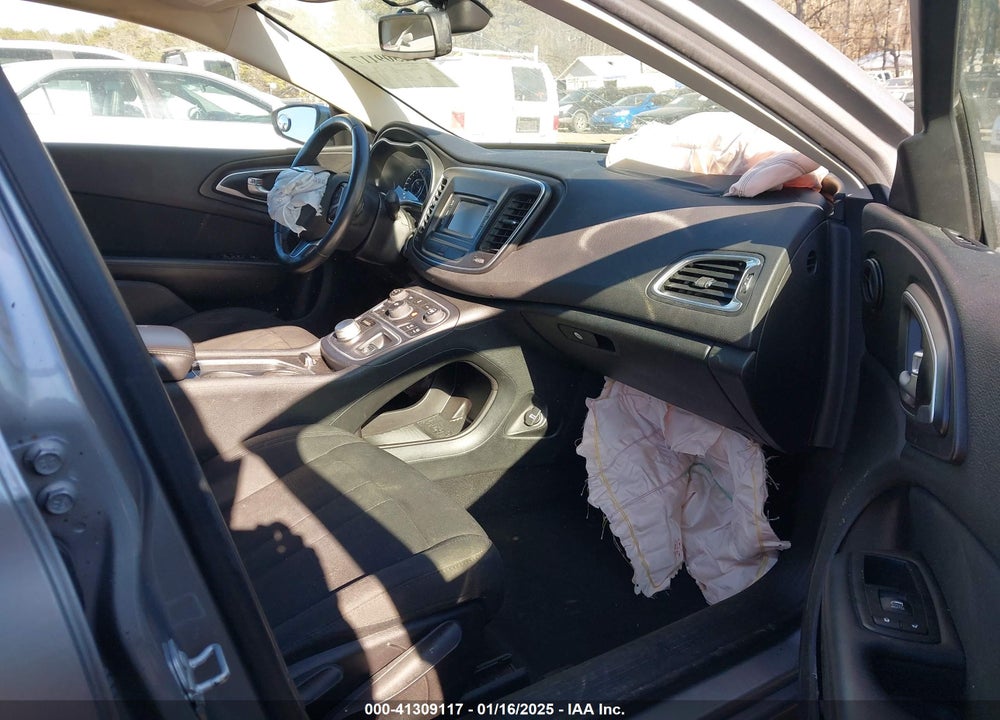 2016 CHRYSLER 200 VIN: 1C3CCCAB9GN107779