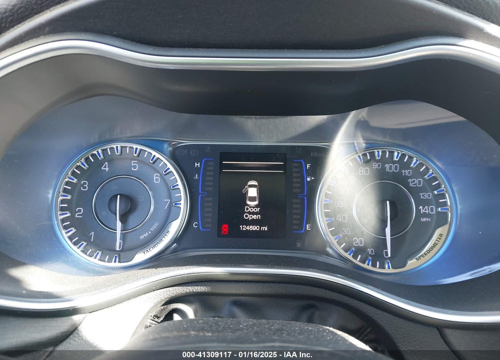 2016 CHRYSLER 200 VIN: 1C3CCCAB9GN107779