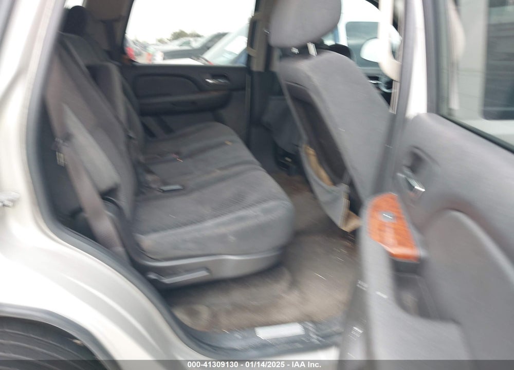 2008 CHEVROLET TAHOE LT VIN: 1GNFC13018R148062