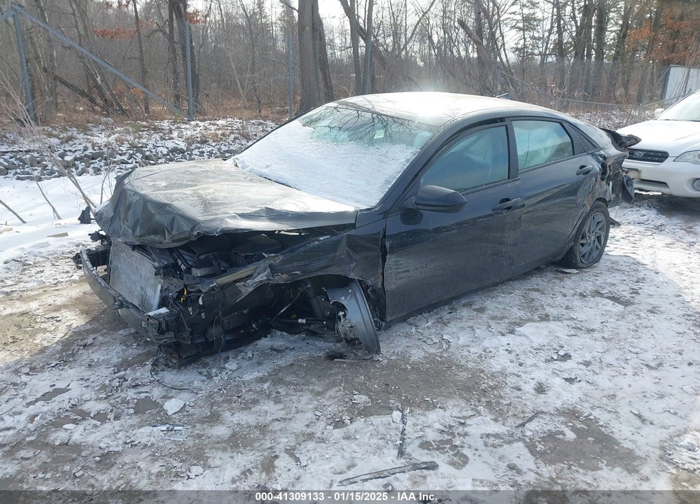 2024 HYUNDAI ELANTRA VIN: KMHLM4DG3RU727957