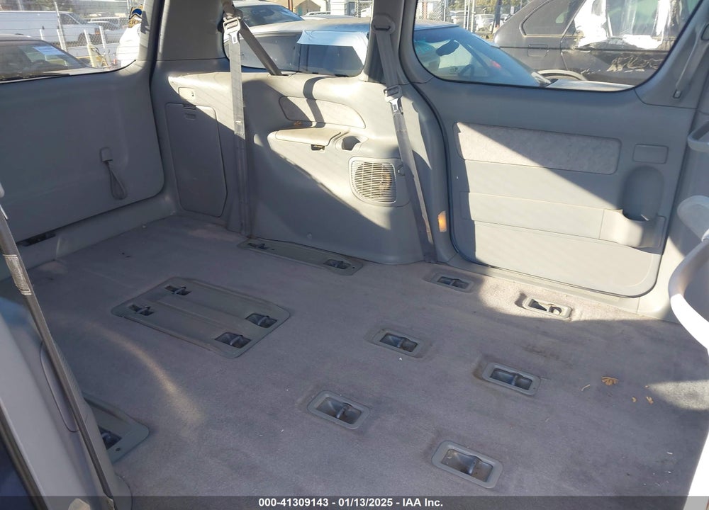 1998 TOYOTA SIENNA VIN: 4T3ZF13C7WU041182
