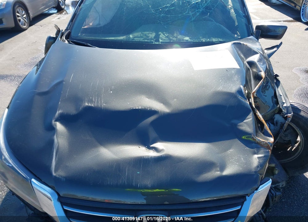 2013 HONDA ACCORD SDN VIN: 1HGCR2F32DA211170