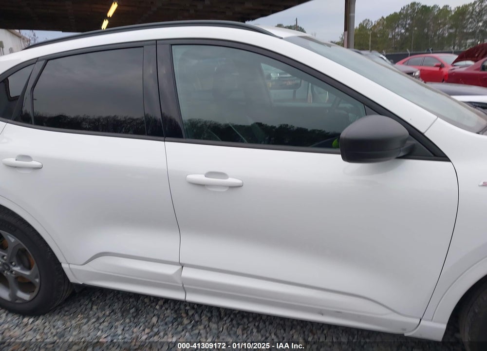 2023 FORD ESCAPE VIN: 1FMCU9MN3PUA57352