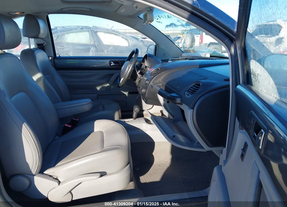 2008 VOLKSWAGEN NEW BEETLE VIN: 3VWRW31C68M504767