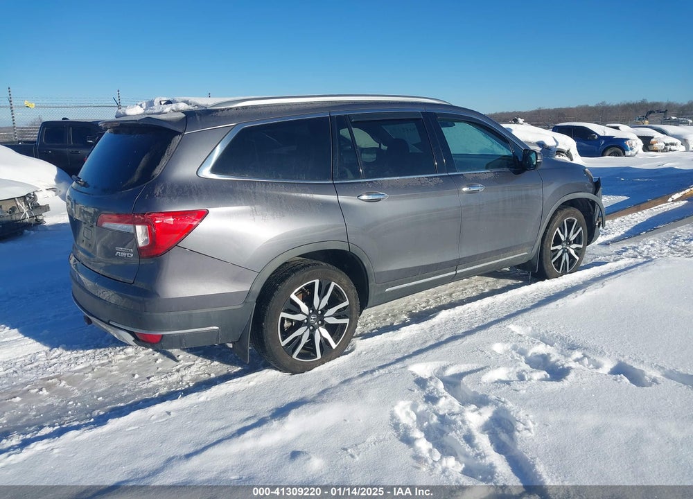 2019 HONDA PILOT TOURING VIN: 5FNYF6H91KB094224