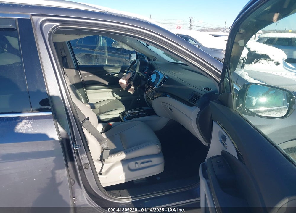 2019 HONDA PILOT TOURING VIN: 5FNYF6H91KB094224