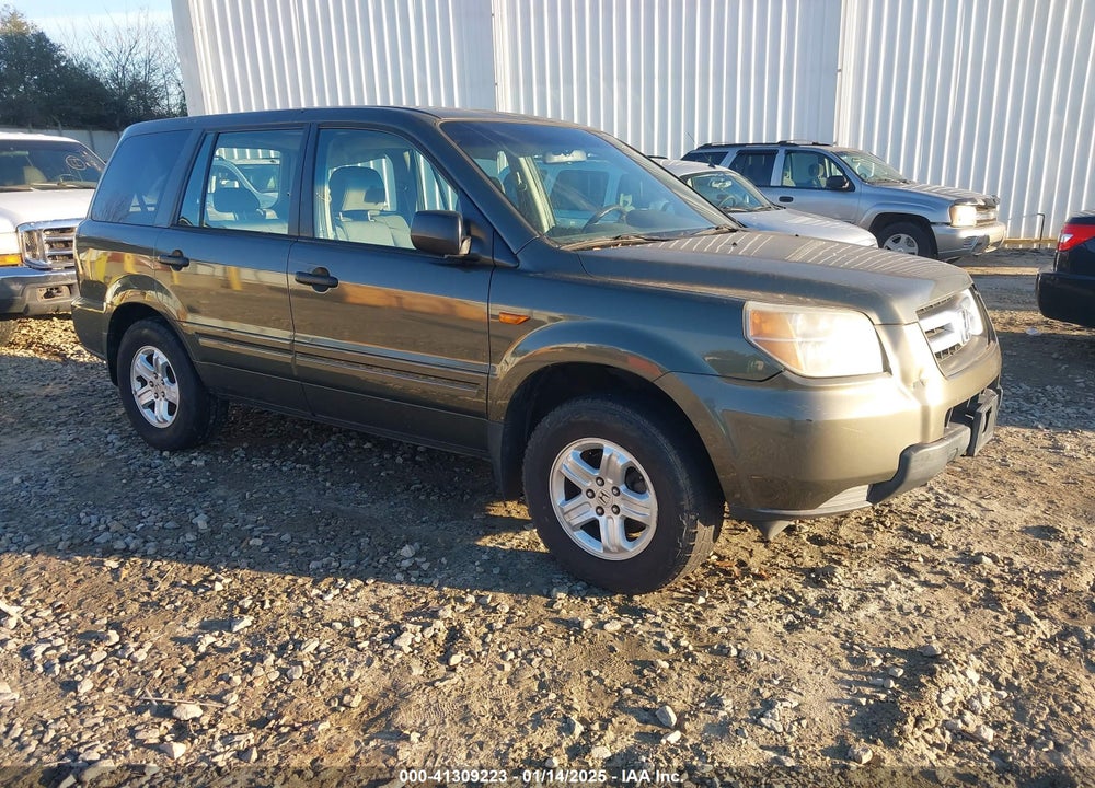 2006 HONDA PILOT LX VIN: 5FNYF28186B048852