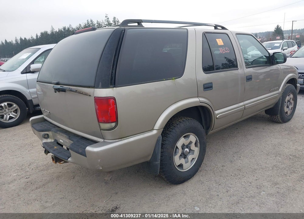 2004 CHEVROLET BLAZER VIN: 1GNDT13X24K125557