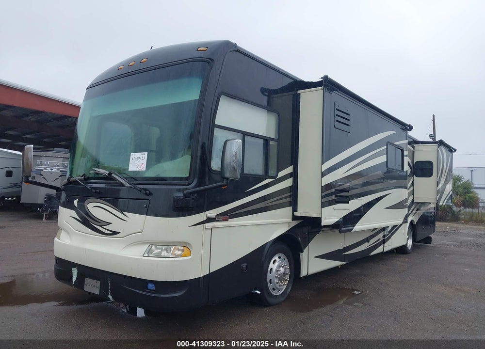 2011 FREIGHTLINER CHASSIS XC VIN: 4UZAB2DT3BCAY6144