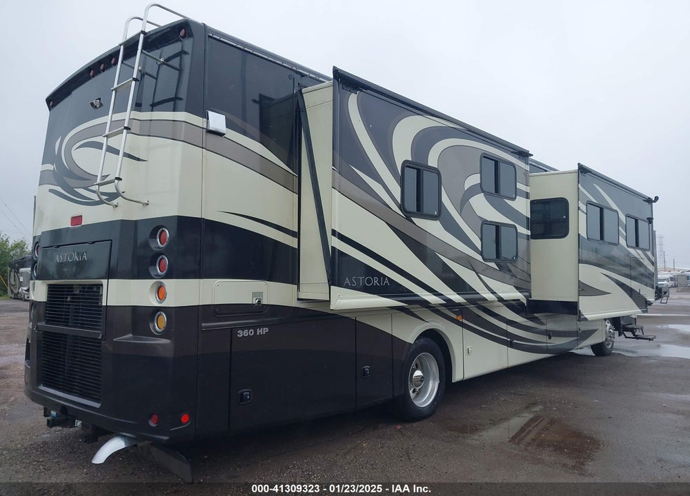 2011 FREIGHTLINER CHASSIS XC VIN: 4UZAB2DT3BCAY6144