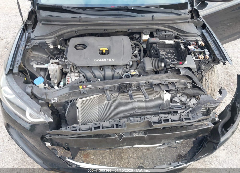 2017 HYUNDAI ELANTRA VIN: 5NPD74LF3HH187236
