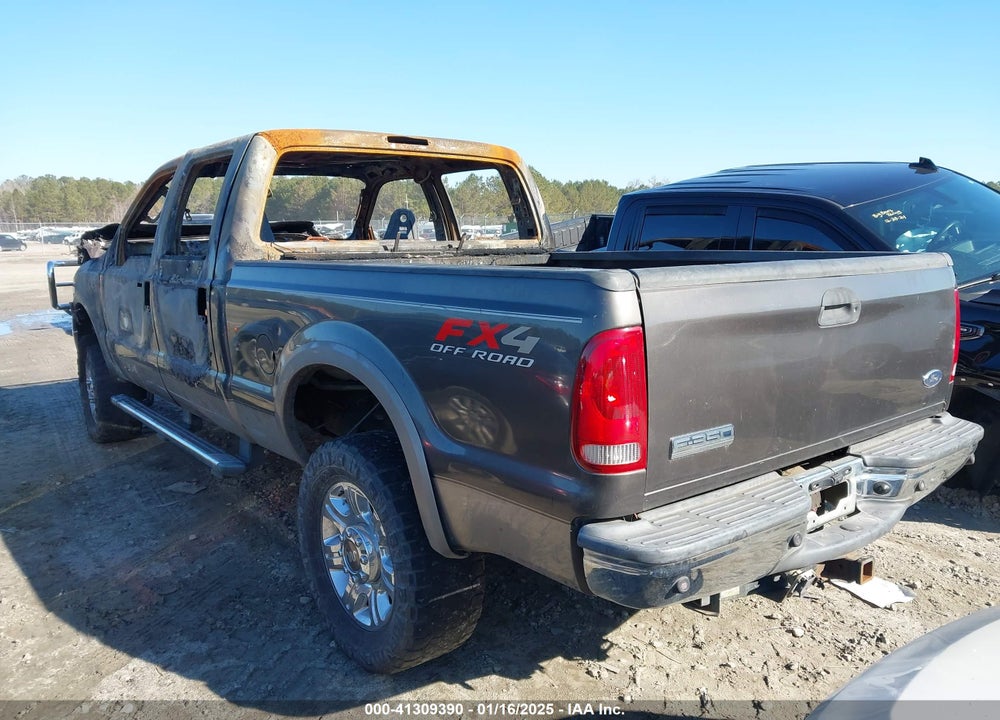 2005 FORD SUPER DUTY F-350 SRW VIN: 1FTWW31P15EA78433