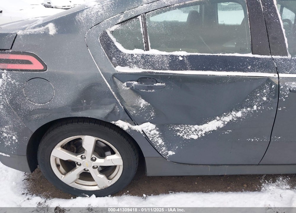 2011 CHEVROLET VOLT VIN: 1G1RD6E40BU102395