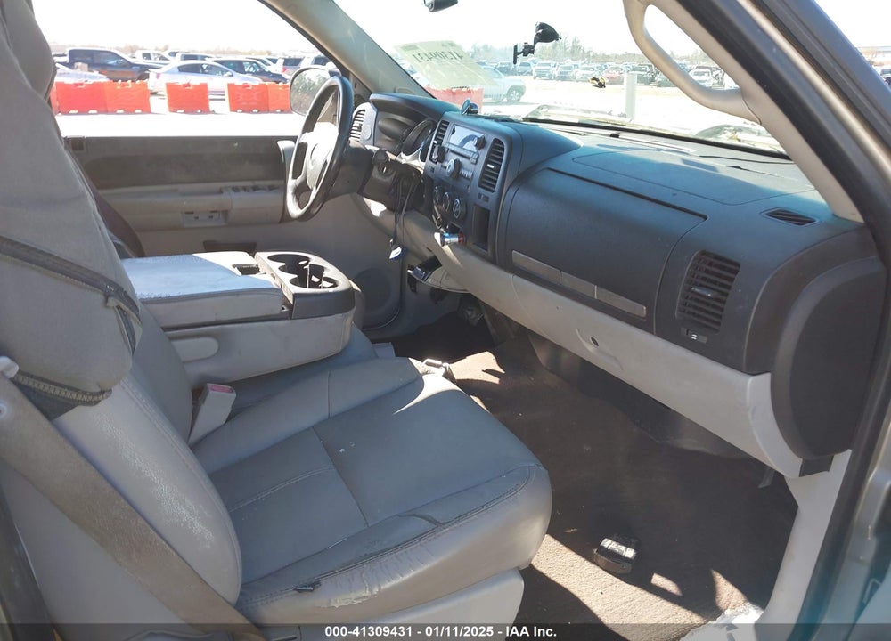 2008 CHEVROLET SILVERADO 1500 VIN: 3GCEC13C58G235672