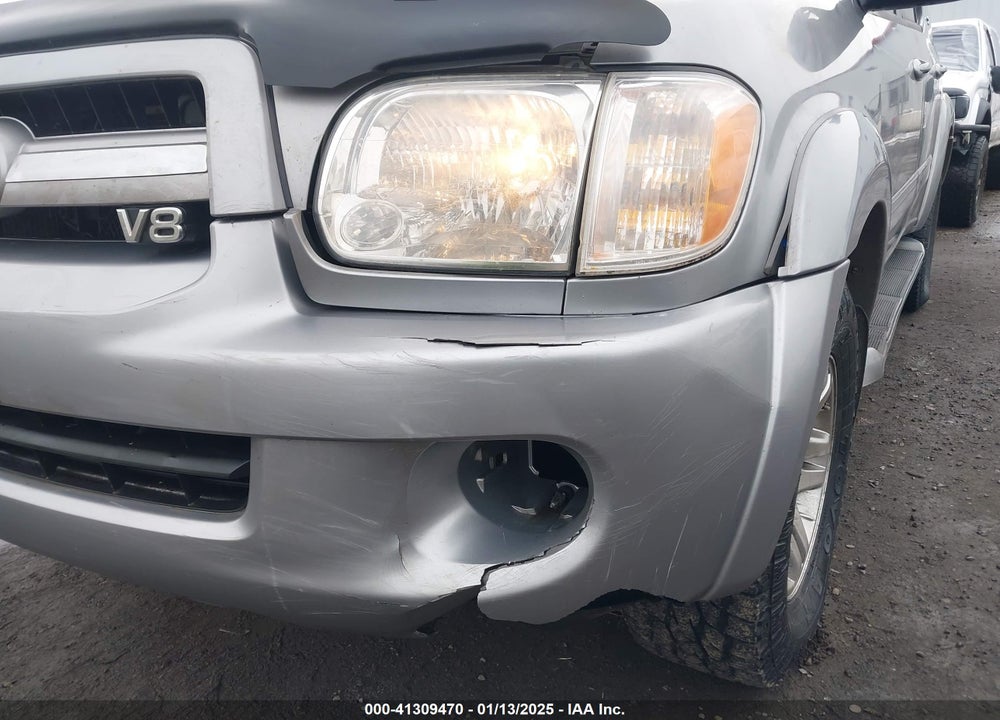2005 TOYOTA SEQUOIA SR5 V8 VIN: 5TDBT44A65S237249
