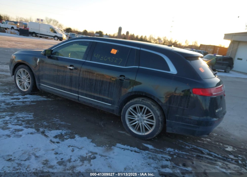 2015 LINCOLN MKT VIN: 2LMHJ5AT8FBL00981