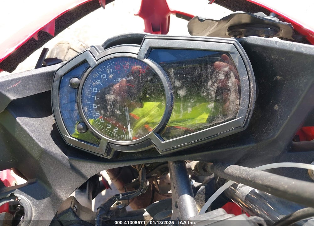 2021 KAWASAKI EX400 VIN: JKAEXKH11MDAB4877