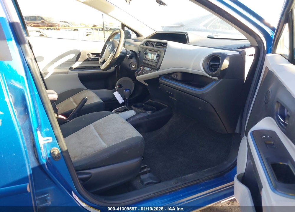 2012 TOYOTA PRIUS C VIN: JTDKDTB31C1023971