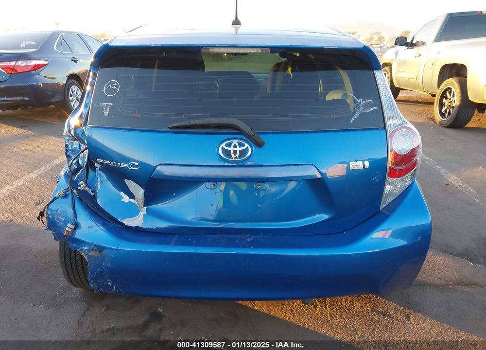 2012 TOYOTA PRIUS C VIN: JTDKDTB31C1023971
