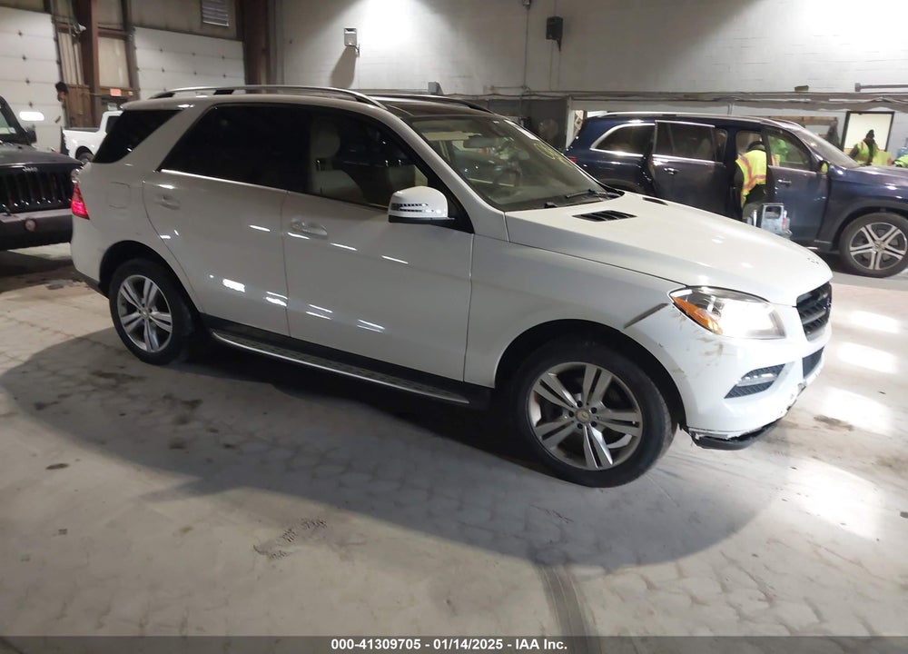 2015 MERCEDES-BENZ ML 350 4MATIC VIN: 4JGDA5HBXFA512011