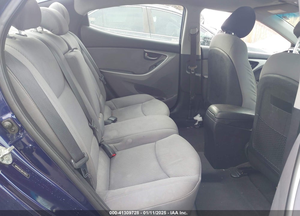 2013 HYUNDAI ELANTRA VIN: 5NPDH4AE3DH370573