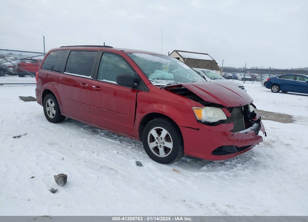 2011 DODGE GRAND CARAVAN VIN: 2D4RN3DG8BR621516