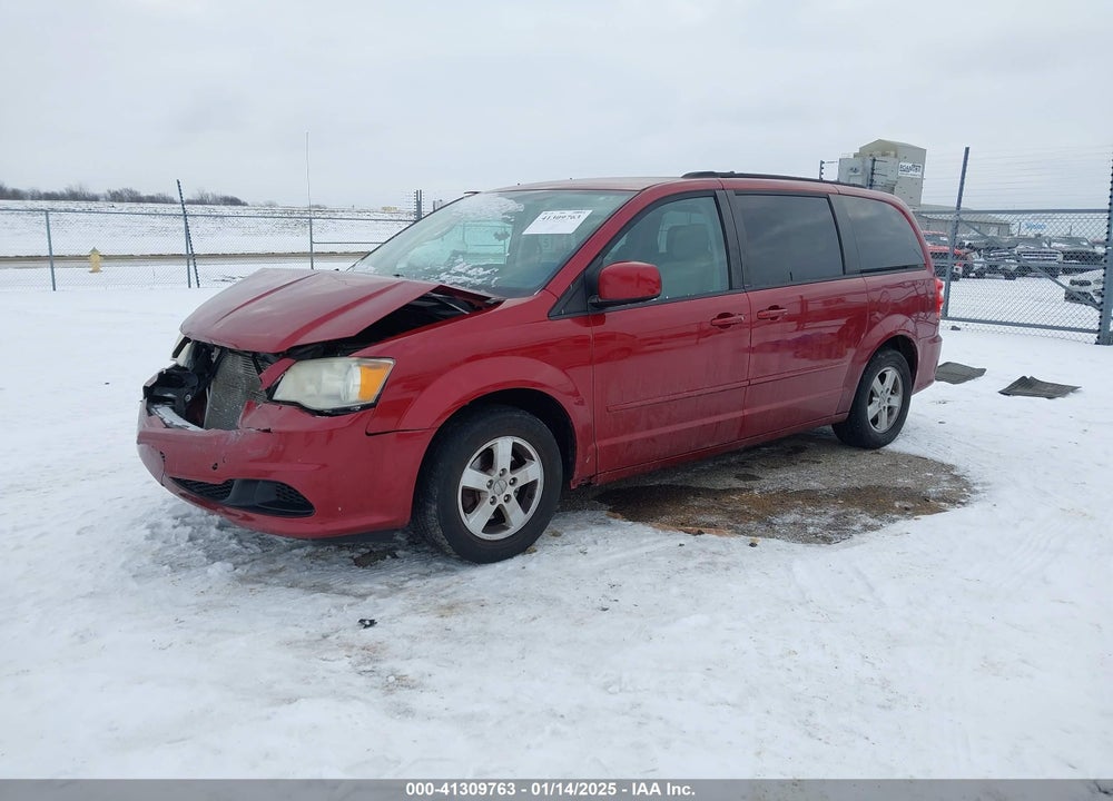 2011 DODGE GRAND CARAVAN VIN: 2D4RN3DG8BR621516