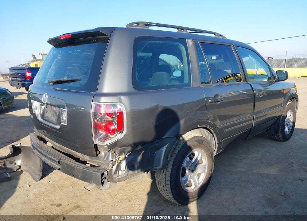 2007 HONDA PILOT LX VIN: 5FNYF28187B006893
