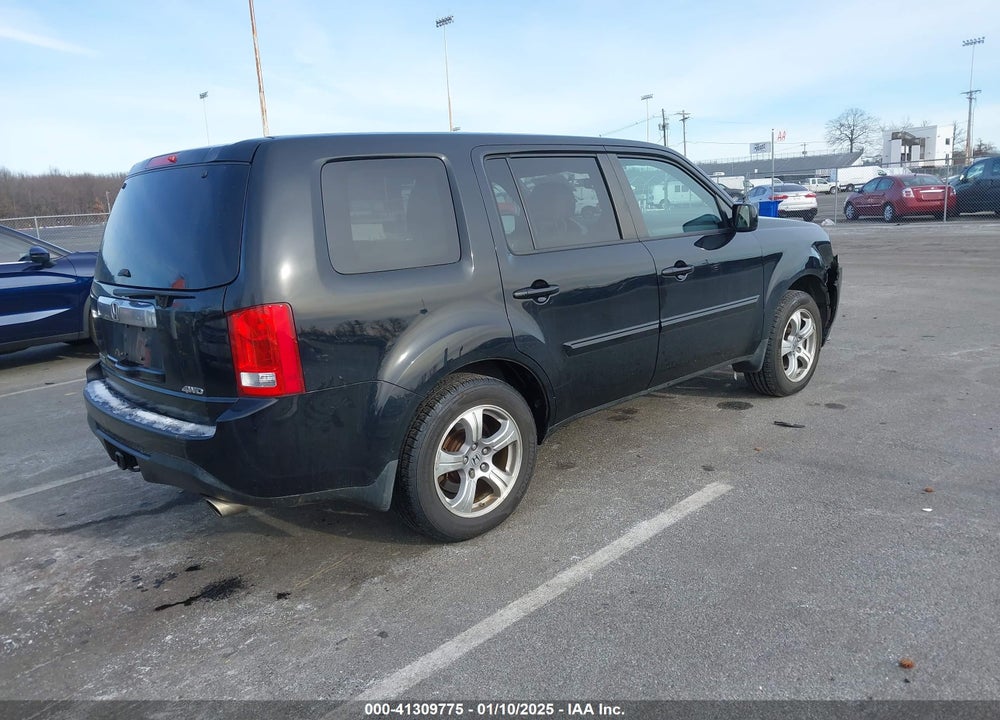 2013 HONDA PILOT VIN: 5FNYF4H57DB011514