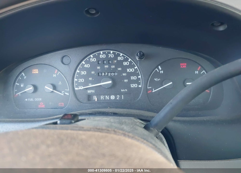2000 FORD RANGER VIN: 1FTYR14V8YPA87427