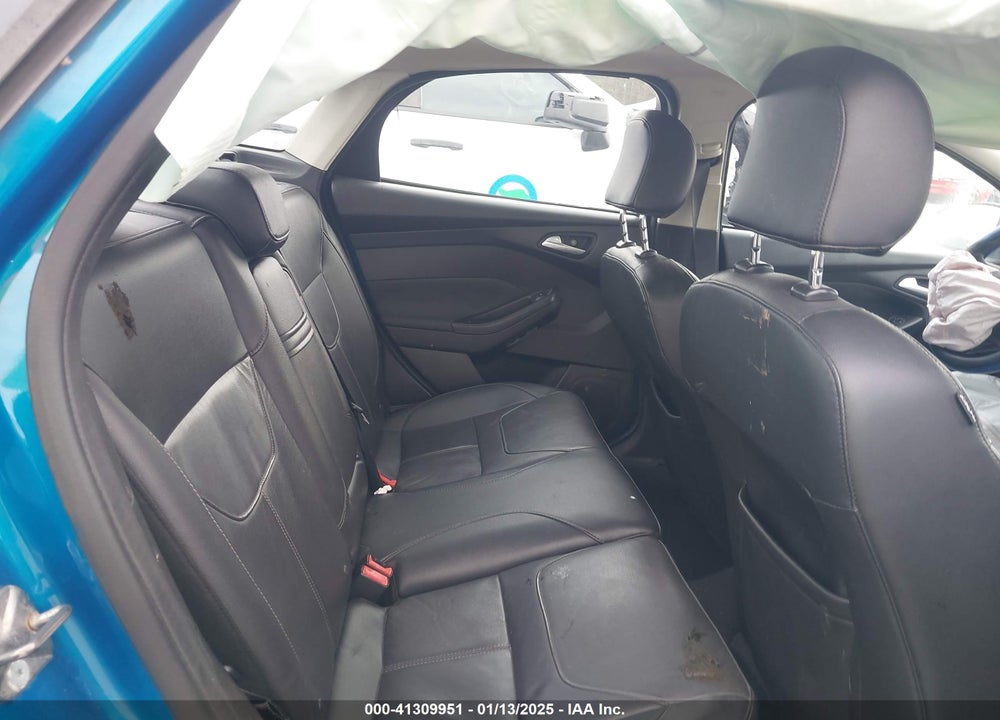 2015 FORD FOCUS VIN: 1FADP3F23FL285426