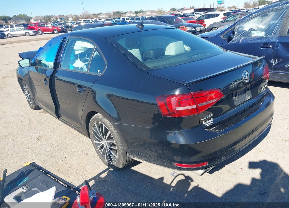 2015 VOLKSWAGEN JETTA SEDAN VIN: 3VWD17AJ9FM415626