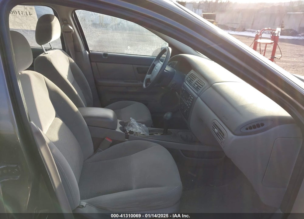 2004 FORD TAURUS VIN: 1FAFP53UX4G108212