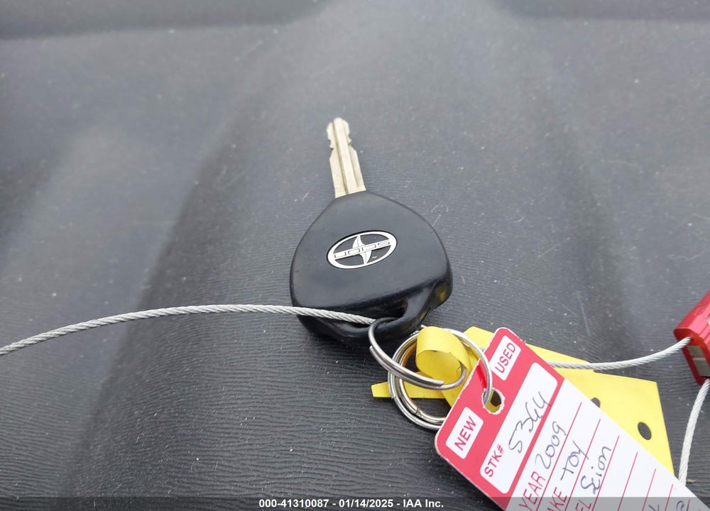 2009 SCION TC VIN: JTKDE167090292705