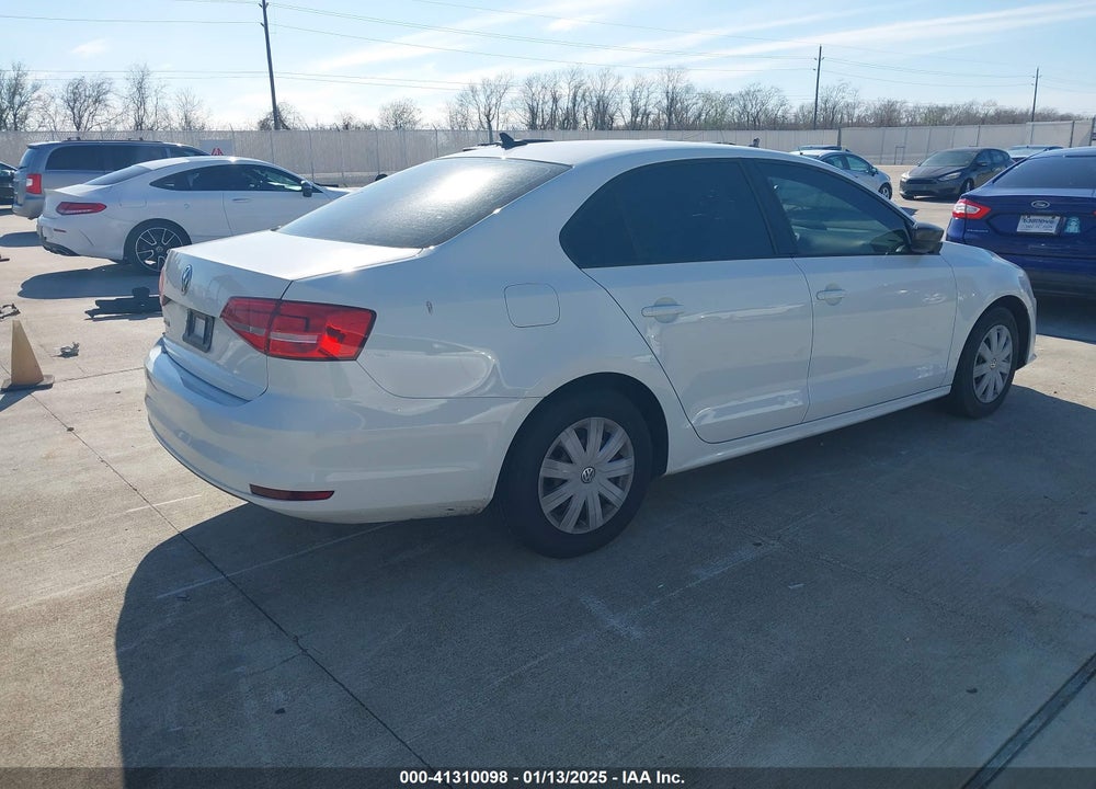 2015 VOLKSWAGEN JETTA 2.0L S VIN: 3VW2K7AJ1FM324726