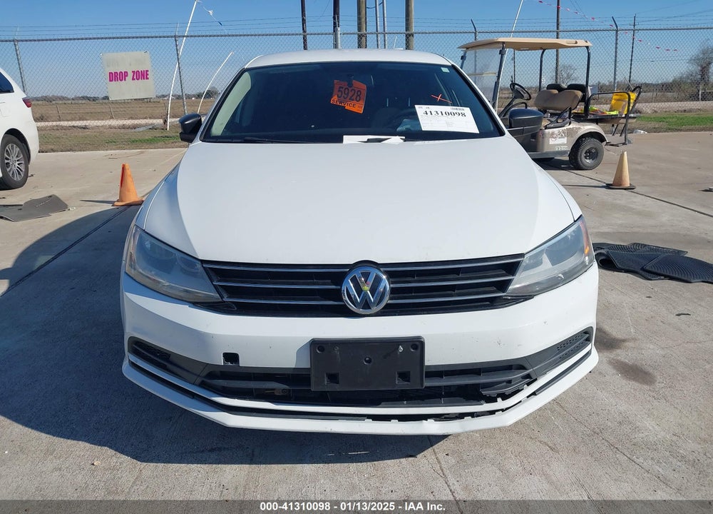 2015 VOLKSWAGEN JETTA 2.0L S VIN: 3VW2K7AJ1FM324726