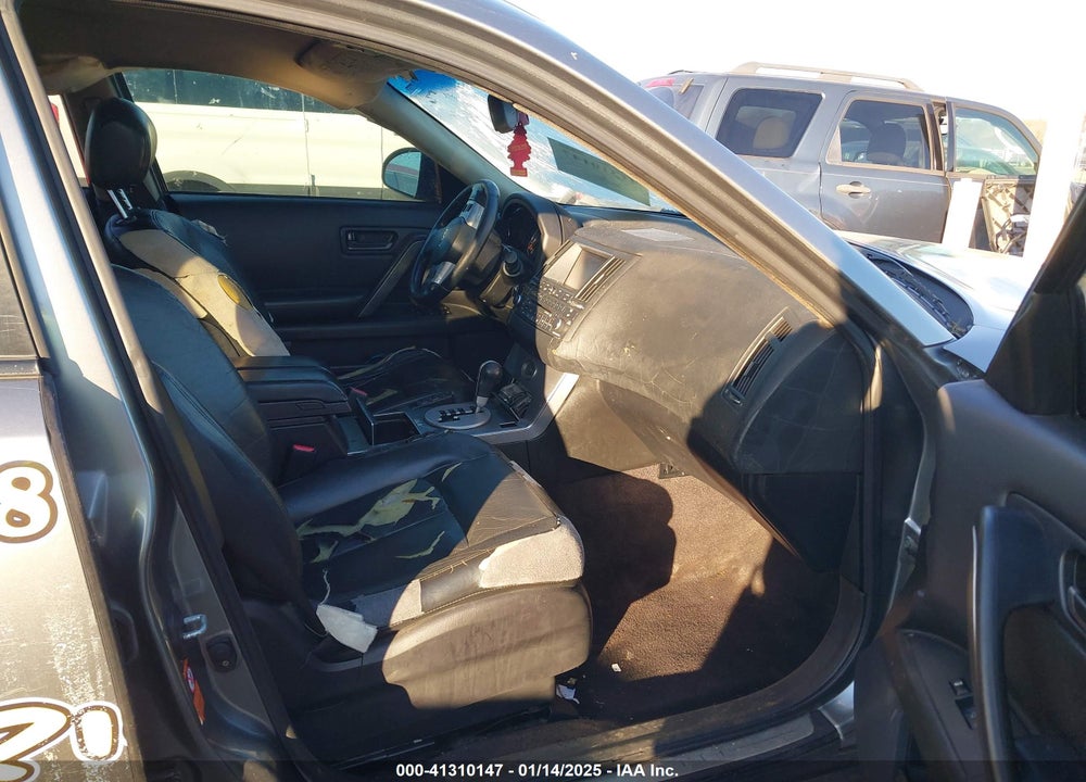 2005 INFINITI FX45 VIN: JNRBS08W45X400315