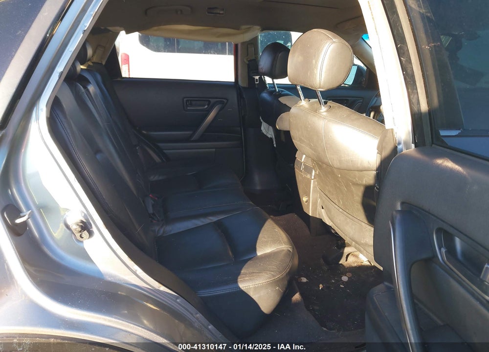 2005 INFINITI FX45 VIN: JNRBS08W45X400315
