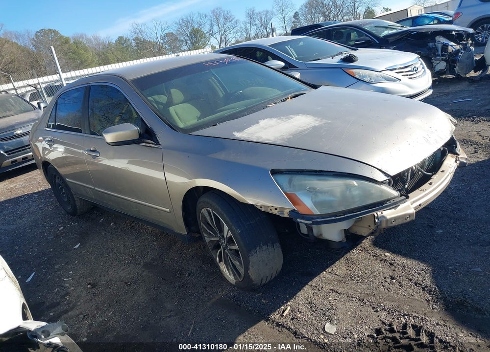 2004 HONDA ACCORD 2.4 LX VIN: 1HGCM56354A092577