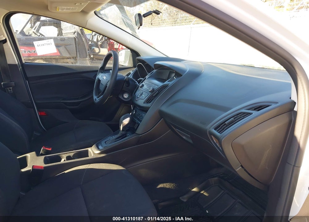 2018 FORD FOCUS VIN: 1FADP3E27JL219617