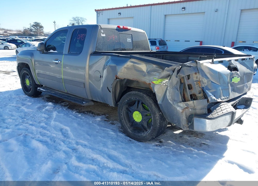 2007 CHEVROLET SILVERADO 1500 VIN: 1GCEK19007Z502196