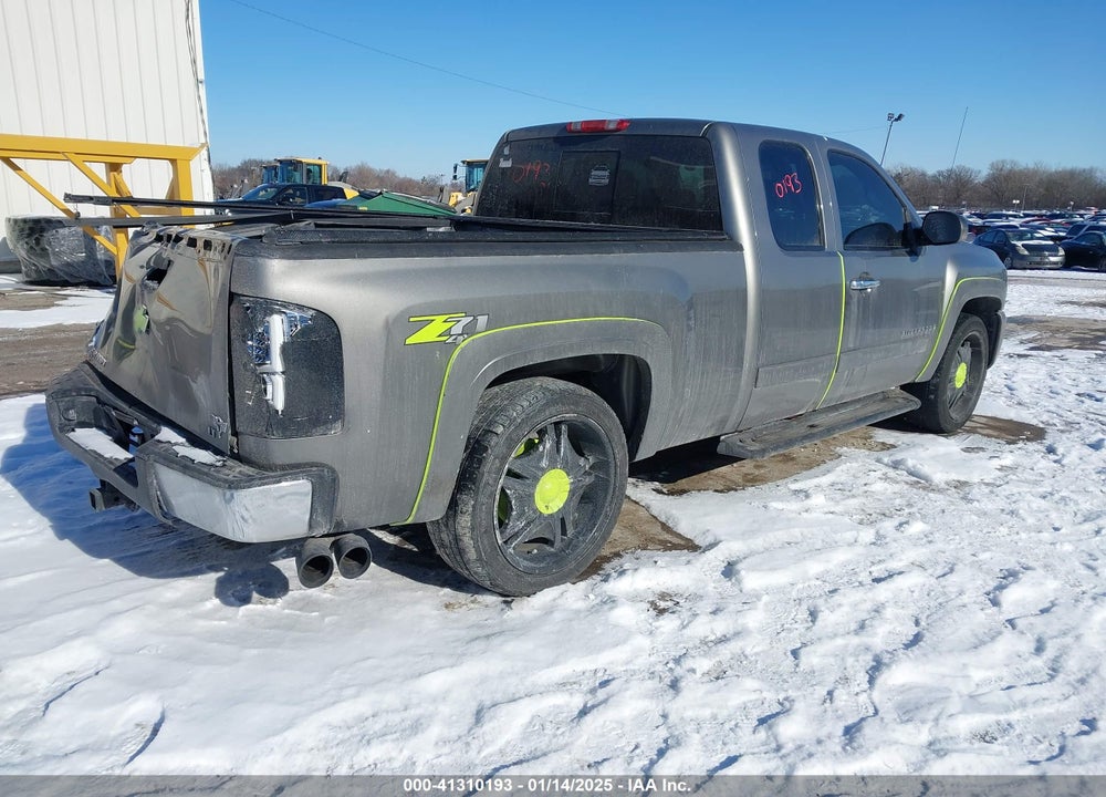 2007 CHEVROLET SILVERADO 1500 VIN: 1GCEK19007Z502196